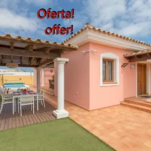 Bella Lucia 1. Piscina Climatizada, Wifi, Bbq. , Corralejo Spain