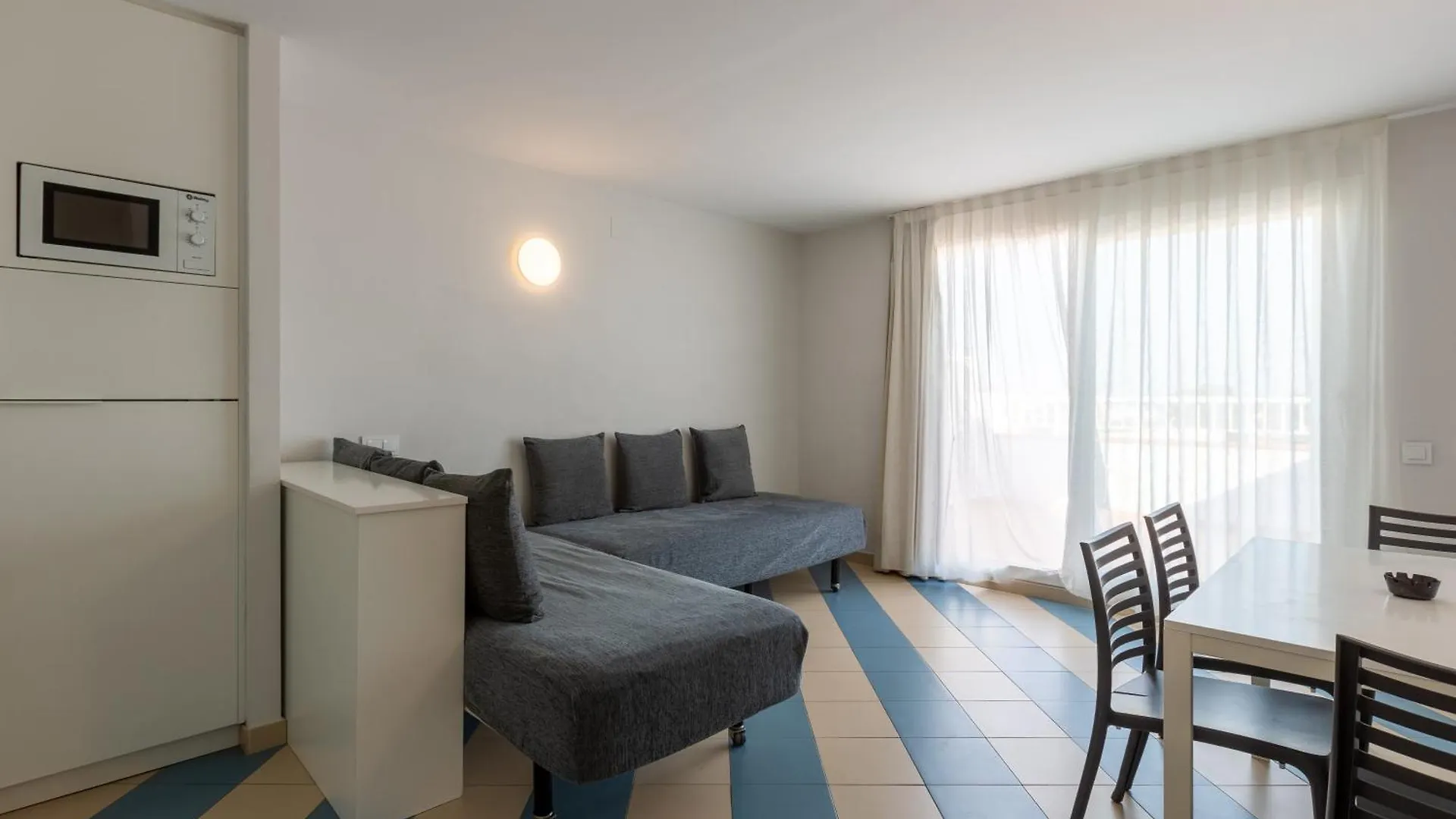 Apartamentos Sunway Amapola Sitges Spanien