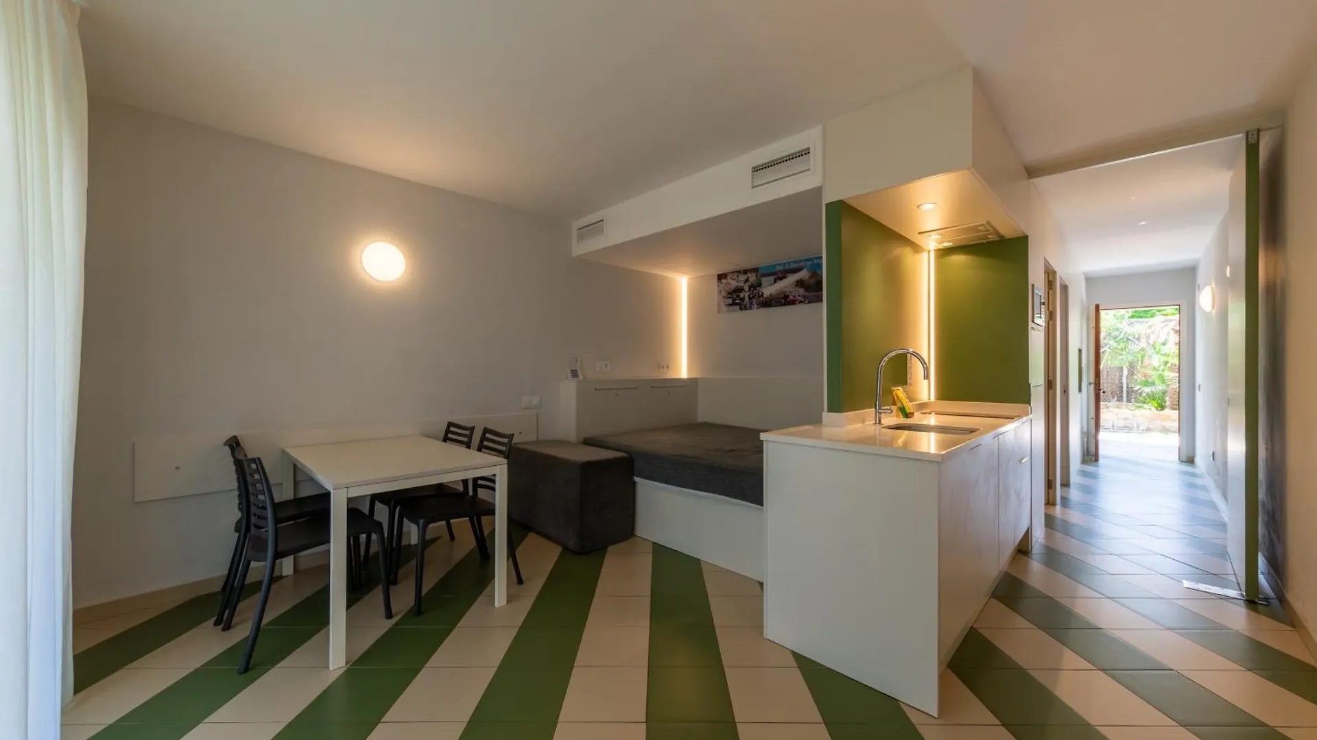 Apartamentos Sunway Amapola Sitges